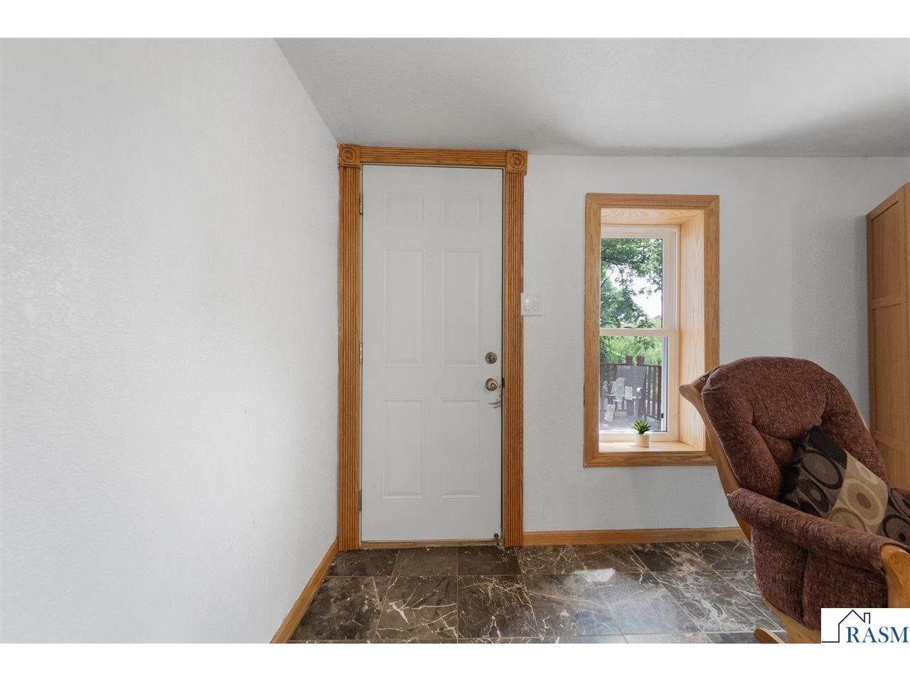 213 S Finch Street Mankato MN 56001 267040886 image4