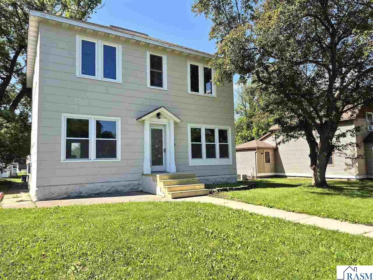 213 SW Summit Street Sleepy Eye MN 56085 267040461 image1