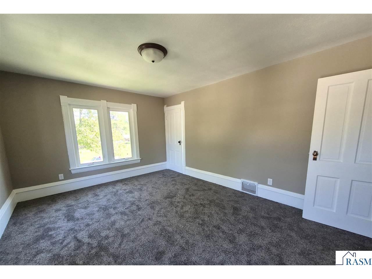 213 SW Summit Street Sleepy Eye MN 56085 267040461 image5