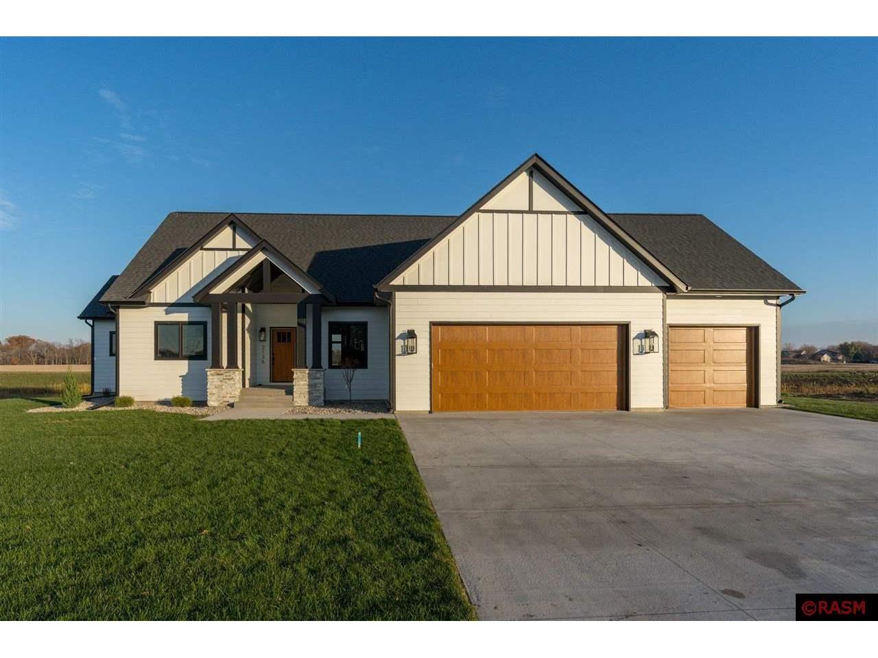 2136 Deerwood Drive North Mankato MN 56003 7033727 image1