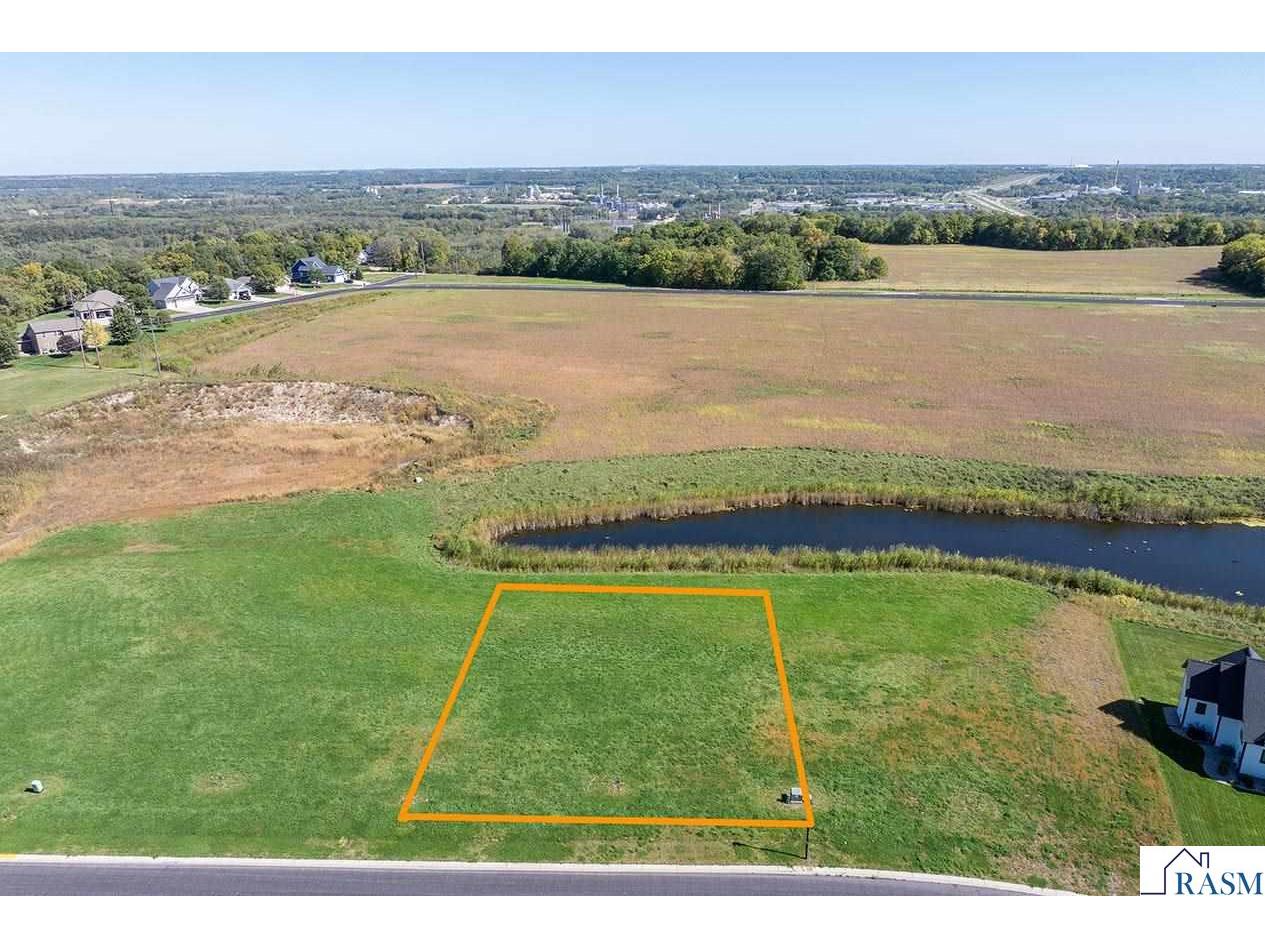 2144 Deerwood Drive North Mankato MN 56003 267040798 image1
