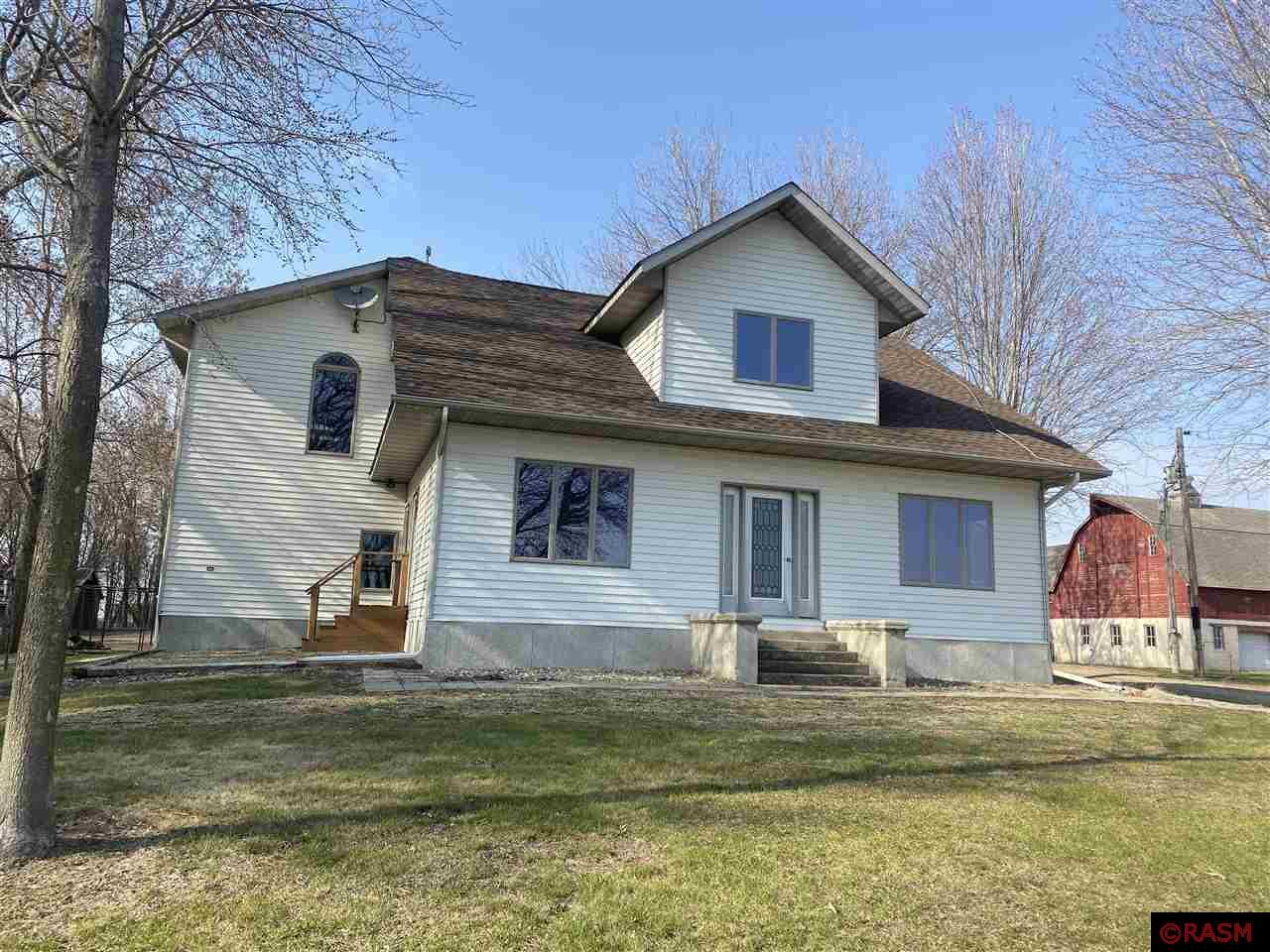 21470 110th Street Hanska MN 56041 7032175 image1