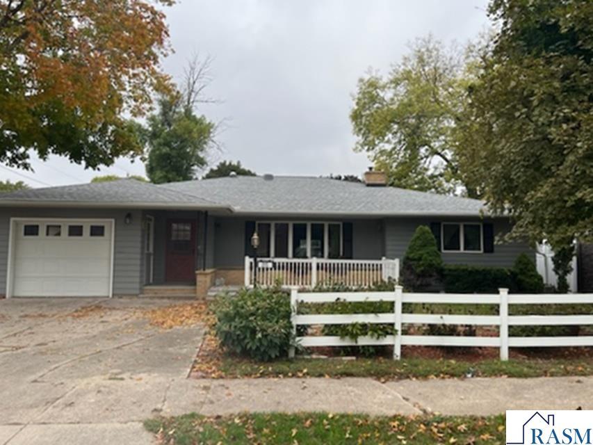 215 N Galbraith Street Blue Earth MN 56013 7033442 image1