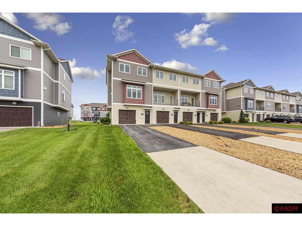 2155 Rolling Green Lane North Mankato MN 56003 7037910 image1