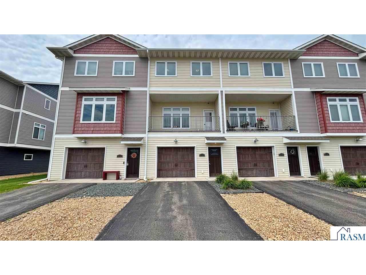 2157 Rolling Green Lane North Mankato MN 56003 267040510 image1