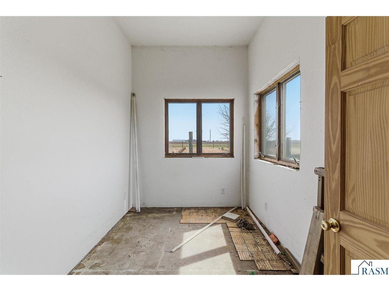 21598 478th Ave Lake Crystal MN 56055 7040072 image33