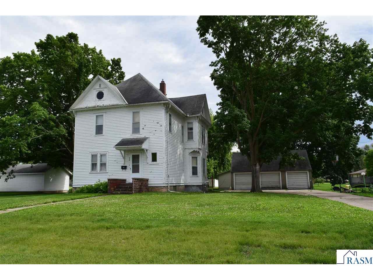 216 Cleveland Ave W Winnebago MN 56098 267040574 image2