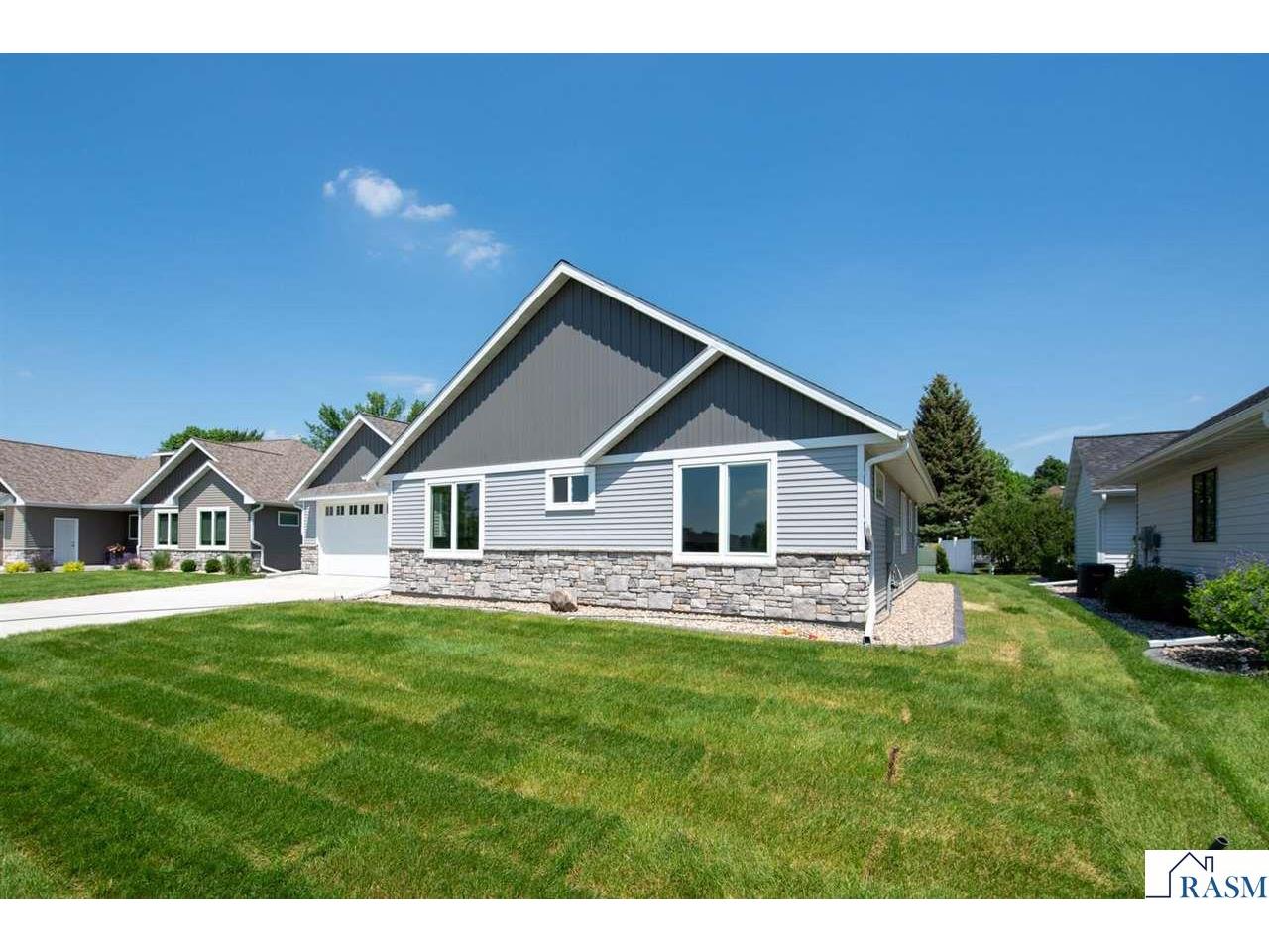 216 Dancing Waters Circle Mankato MN 56001 267040493 image1