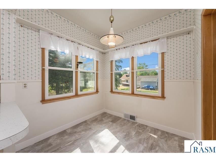 216 E 1st Street Blue Earth MN 56013 7040320 image14