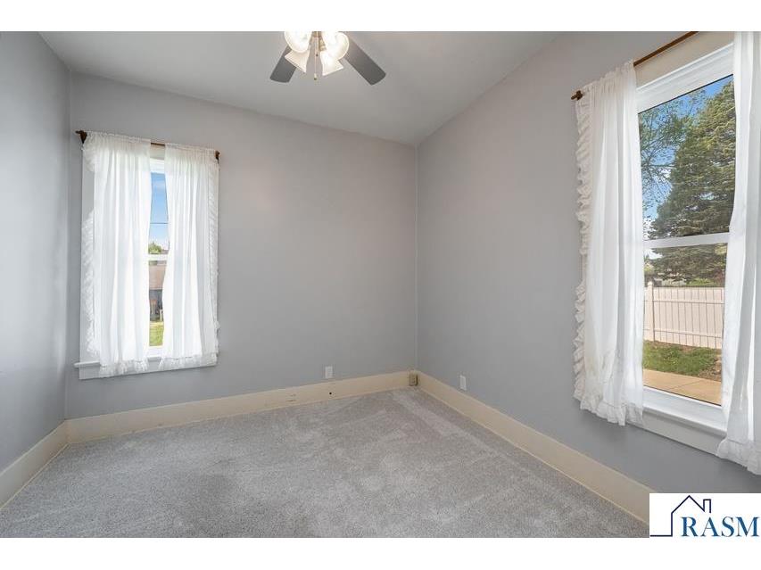 216 E 1st Street Blue Earth MN 56013 7040320 image16