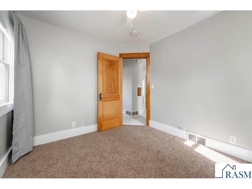 216 E 1st Street Blue Earth MN 56013 7040320 image26