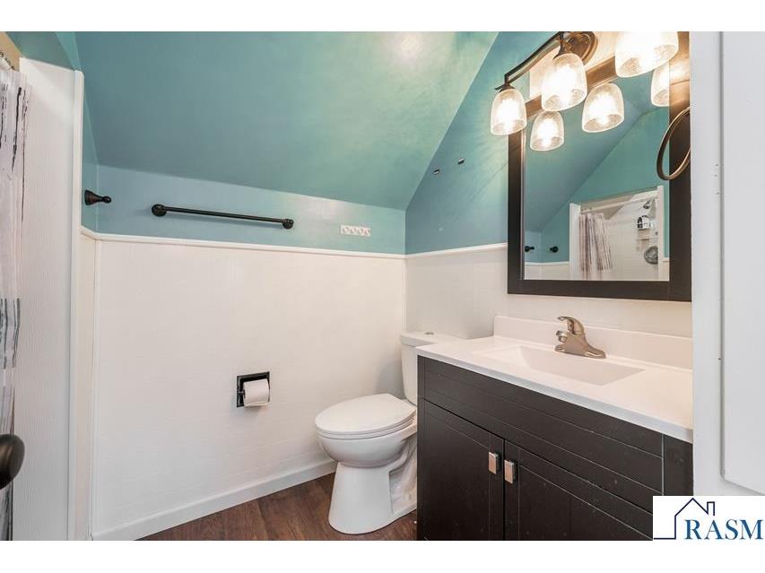 216 E 1st Street Blue Earth MN 56013 7040320 image32