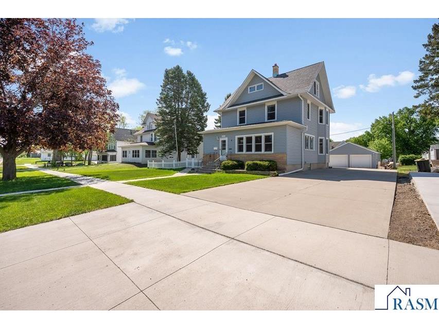 216 E 1st Street Blue Earth MN 56013 7040320 image38