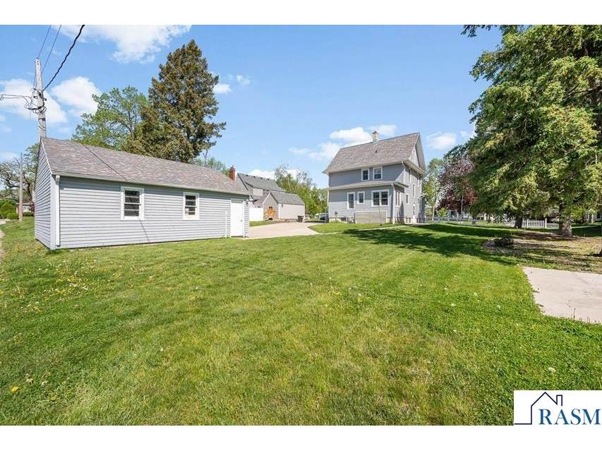 216 E 1st Street Blue Earth MN 56013 7040320 image40