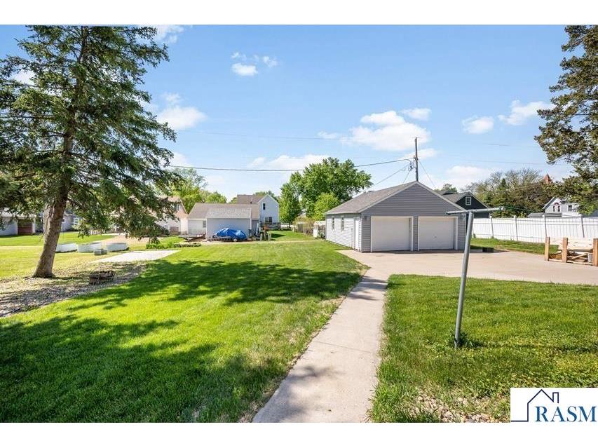 216 E 1st Street Blue Earth MN 56013 7040320 image41