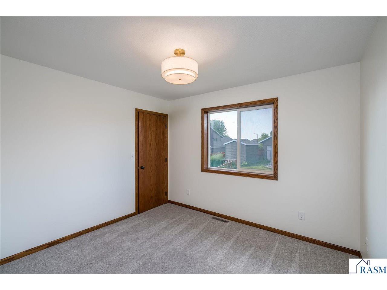 216 Wickfield Drive Mankato MN 56001 267040935 image14