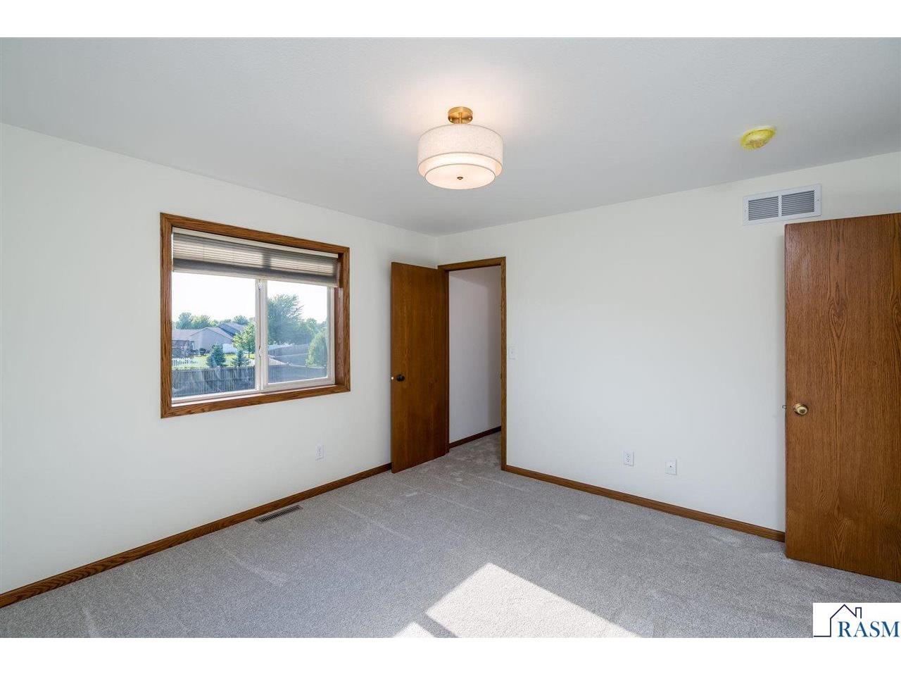 216 Wickfield Drive Mankato MN 56001 267040935 image15