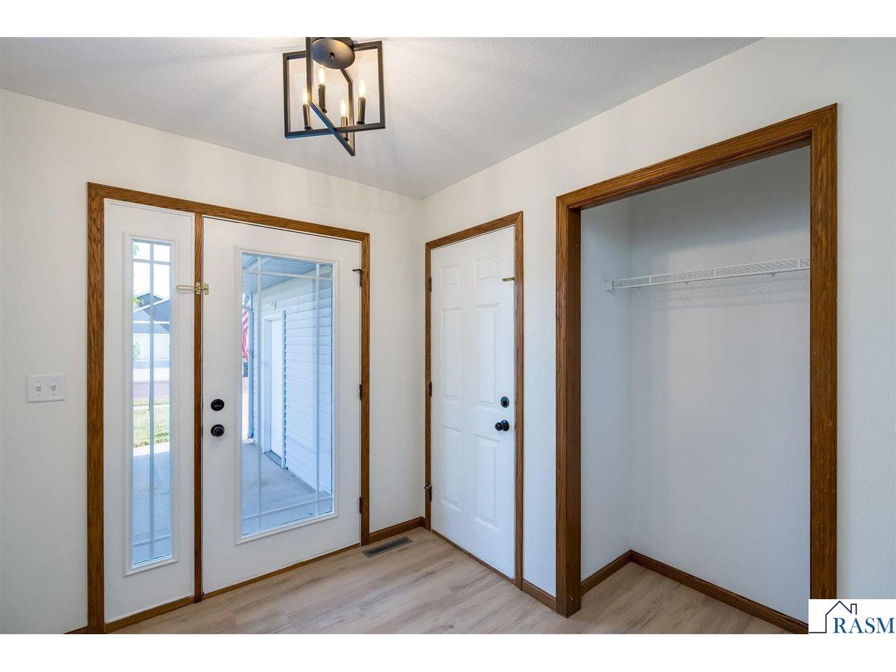 216 Wickfield Drive Mankato MN 56001 267040935 image2