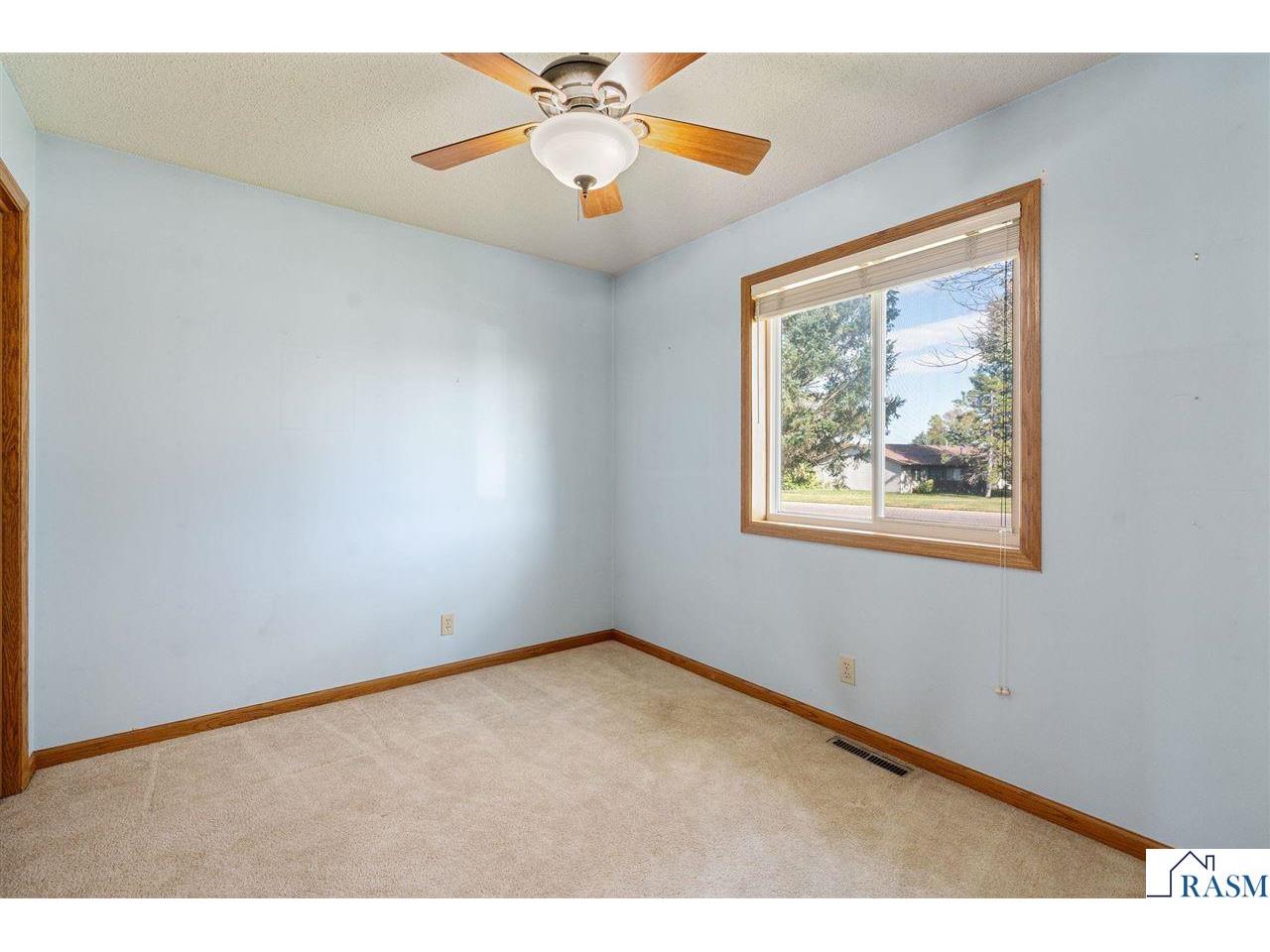 217 11th Ave Ct NE Waseca MN 56093 7038825 image28