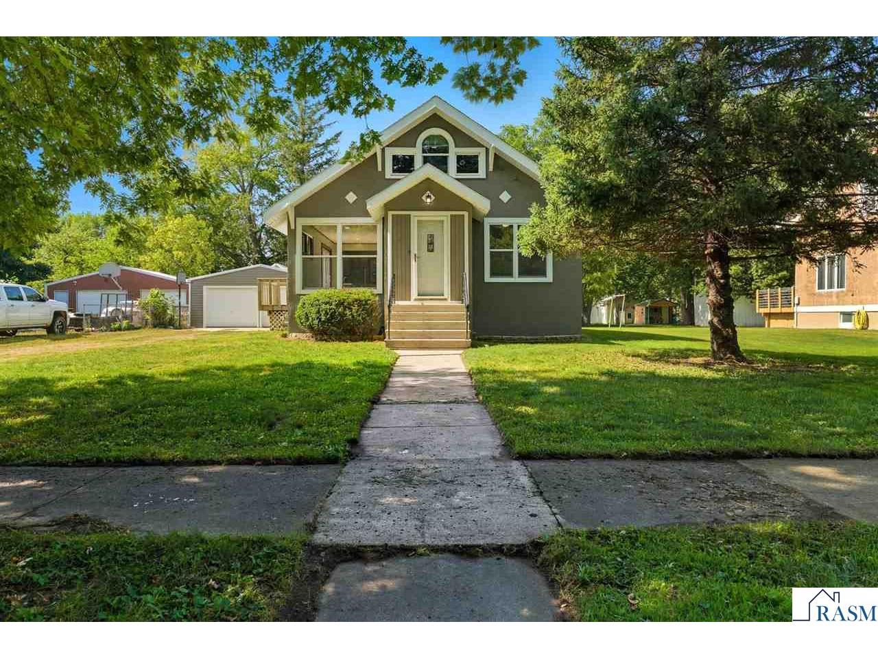 217 N Central Avenue Truman MN 56088 7038697 image1