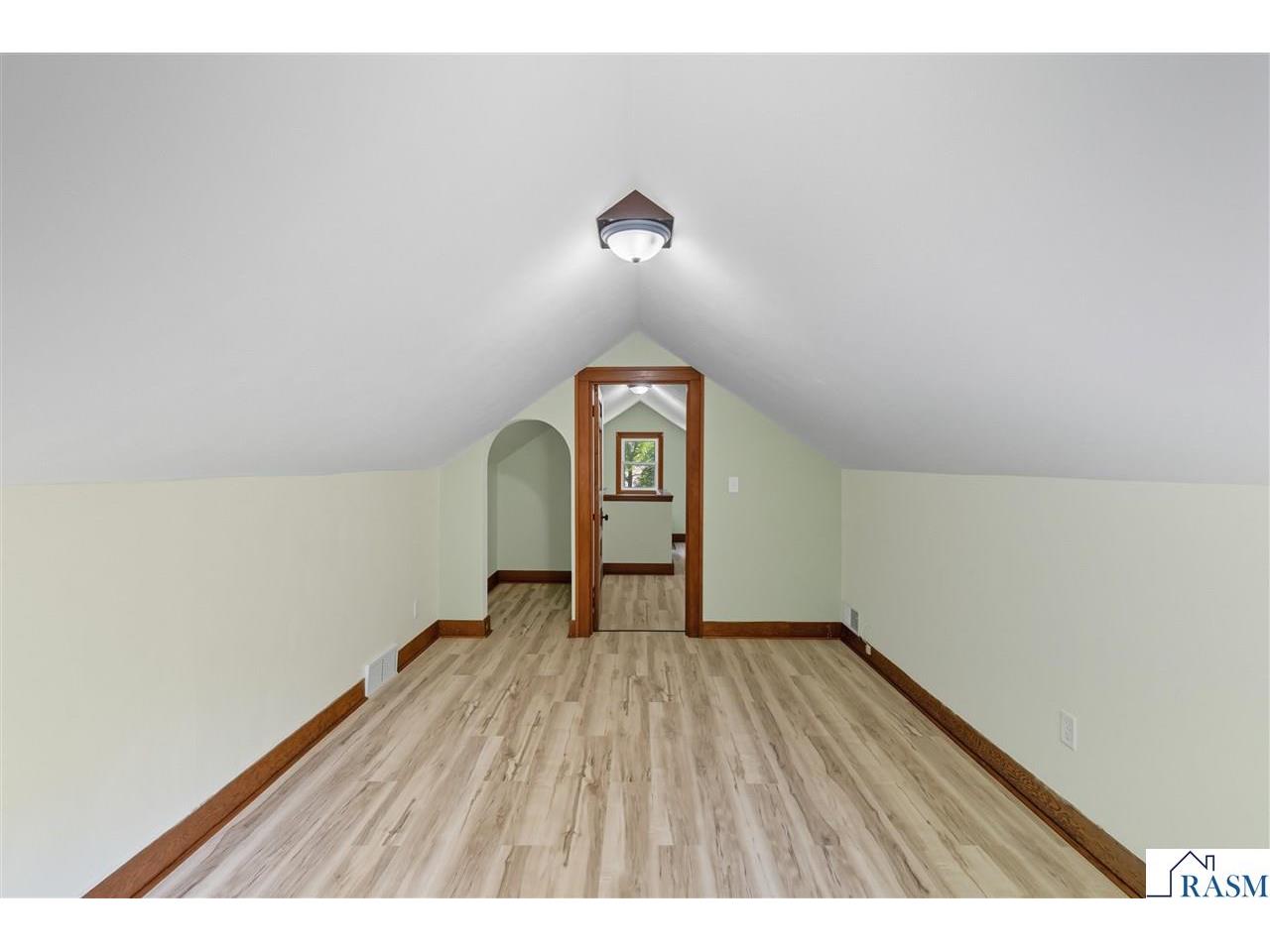 217 N Central Avenue Truman MN 56088 7038697 image27