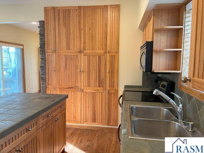 217 S Houk Good Thunder MN 56037 7039029 image12