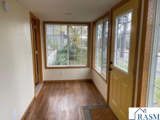 217 S Houk Good Thunder MN 56037 7039029 image21