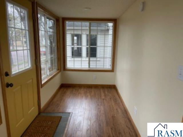 217 S Houk Good Thunder MN 56037 7039029 image22