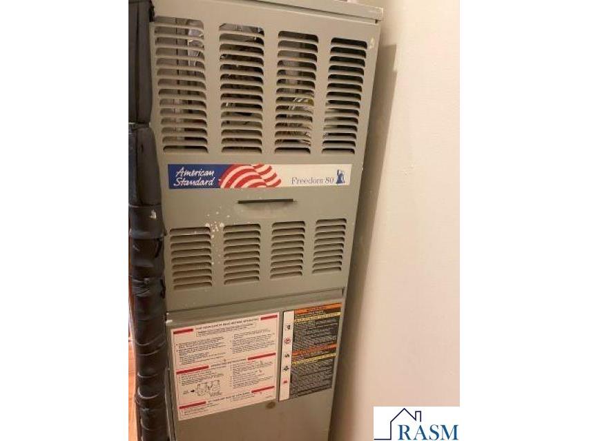 217 S Houk Good Thunder MN 56037 7039029 image26