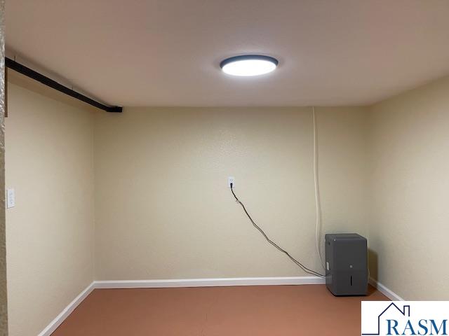 217 S Houk Good Thunder MN 56037 7039029 image30