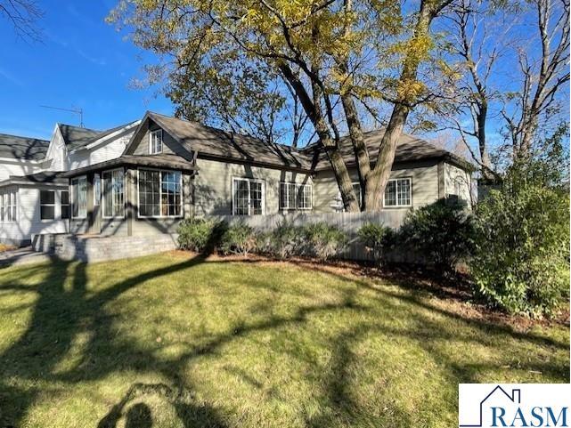 217 S Houk Good Thunder MN 56037 7039029 image4