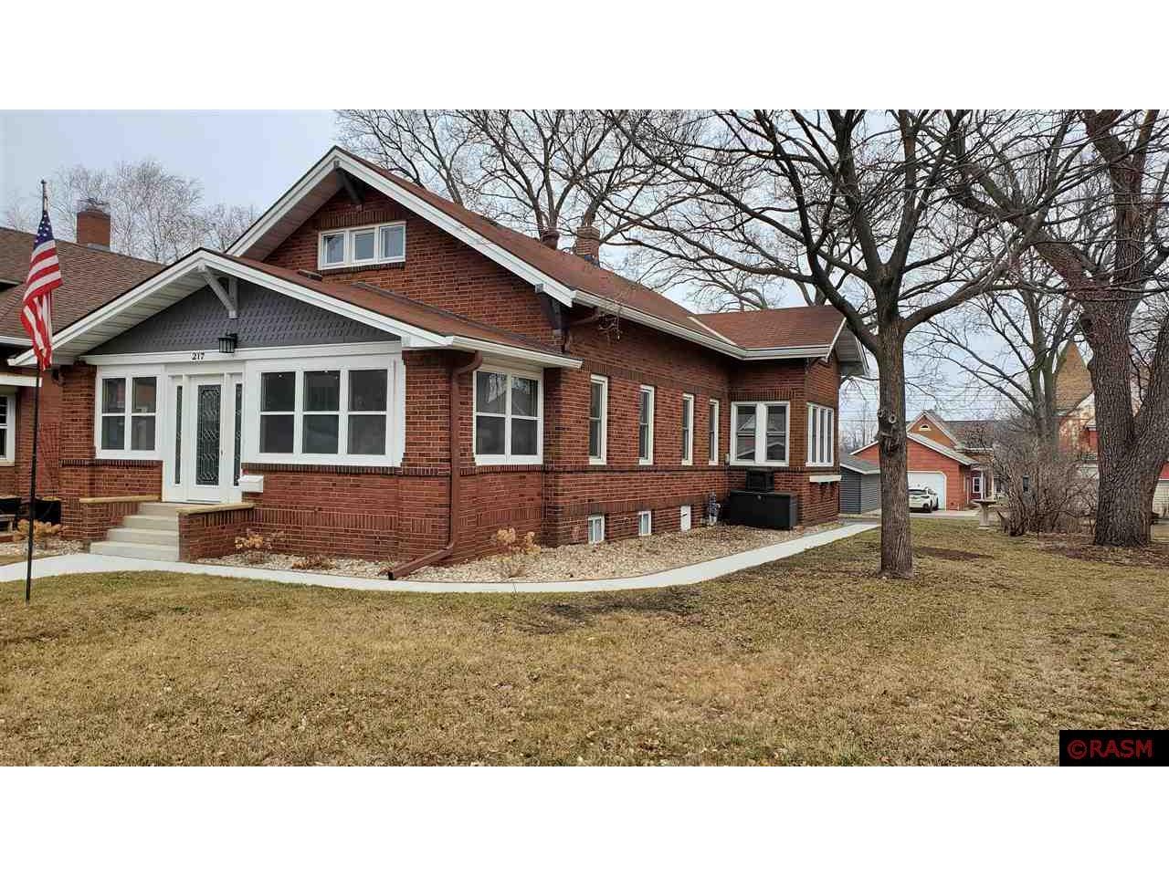 217 State St S New Ulm MN 56073 7034299 image1