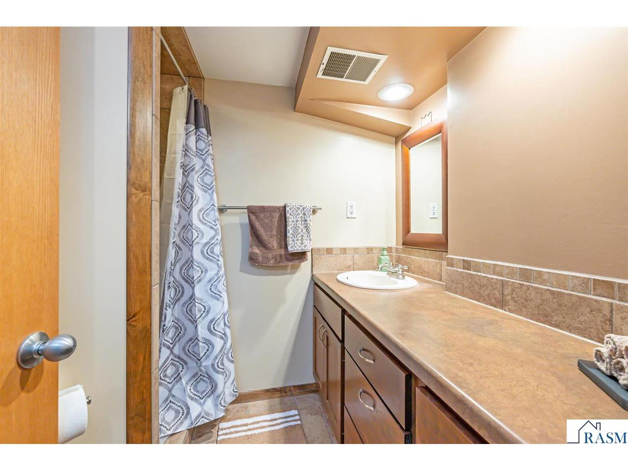 217 W 3rd Street Blue Earth MN 56013 7039085 image23