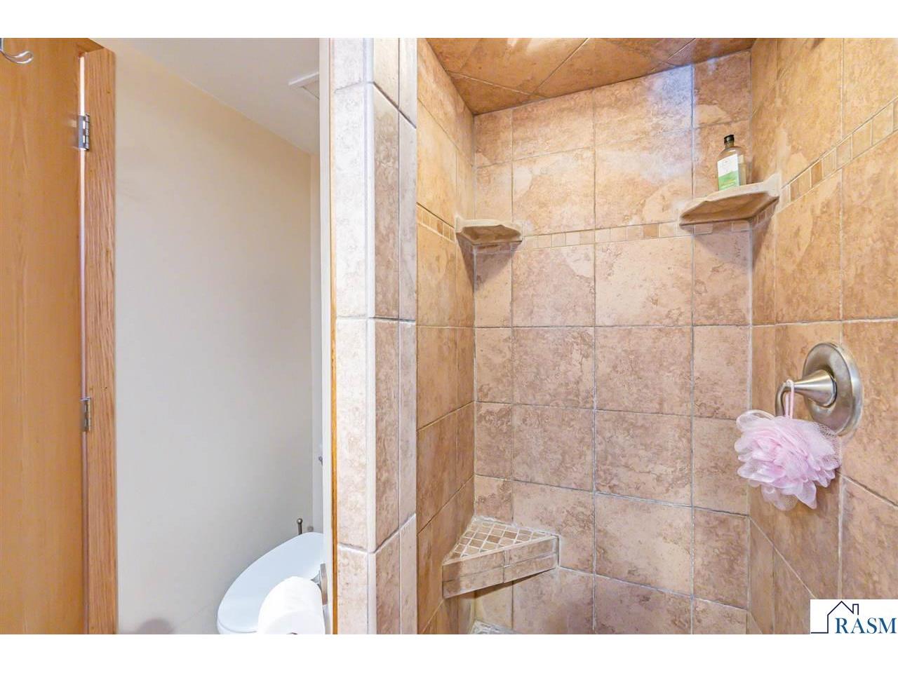 217 W 3rd Street Blue Earth MN 56013 7039085 image24