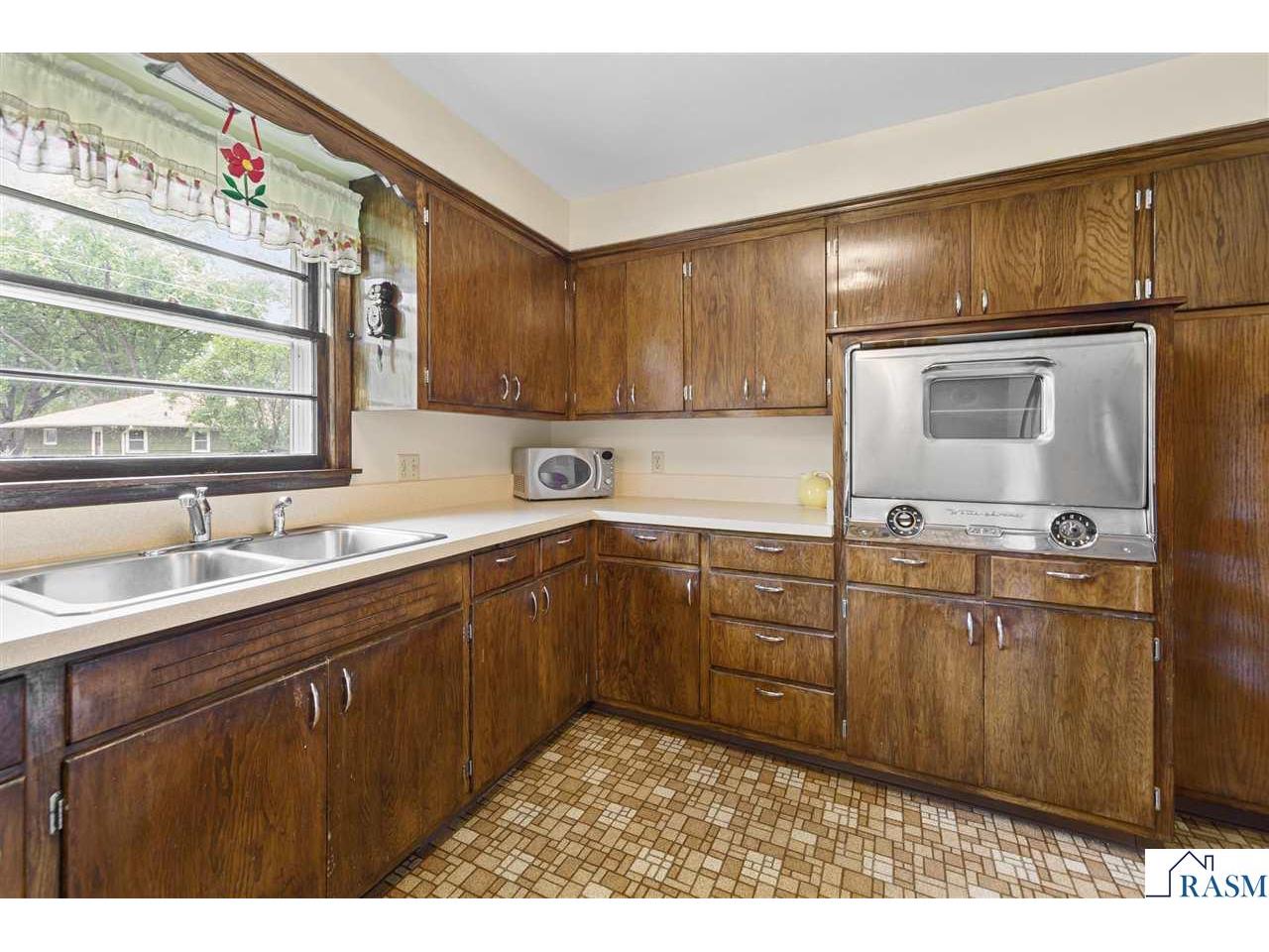 219 Floral Avenue Mankato MN 56001 267040544 image12