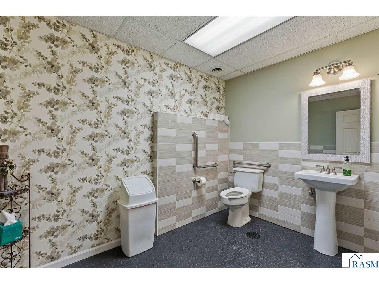 219 S Victory Drive Mankato MN 56001 7039443 image20