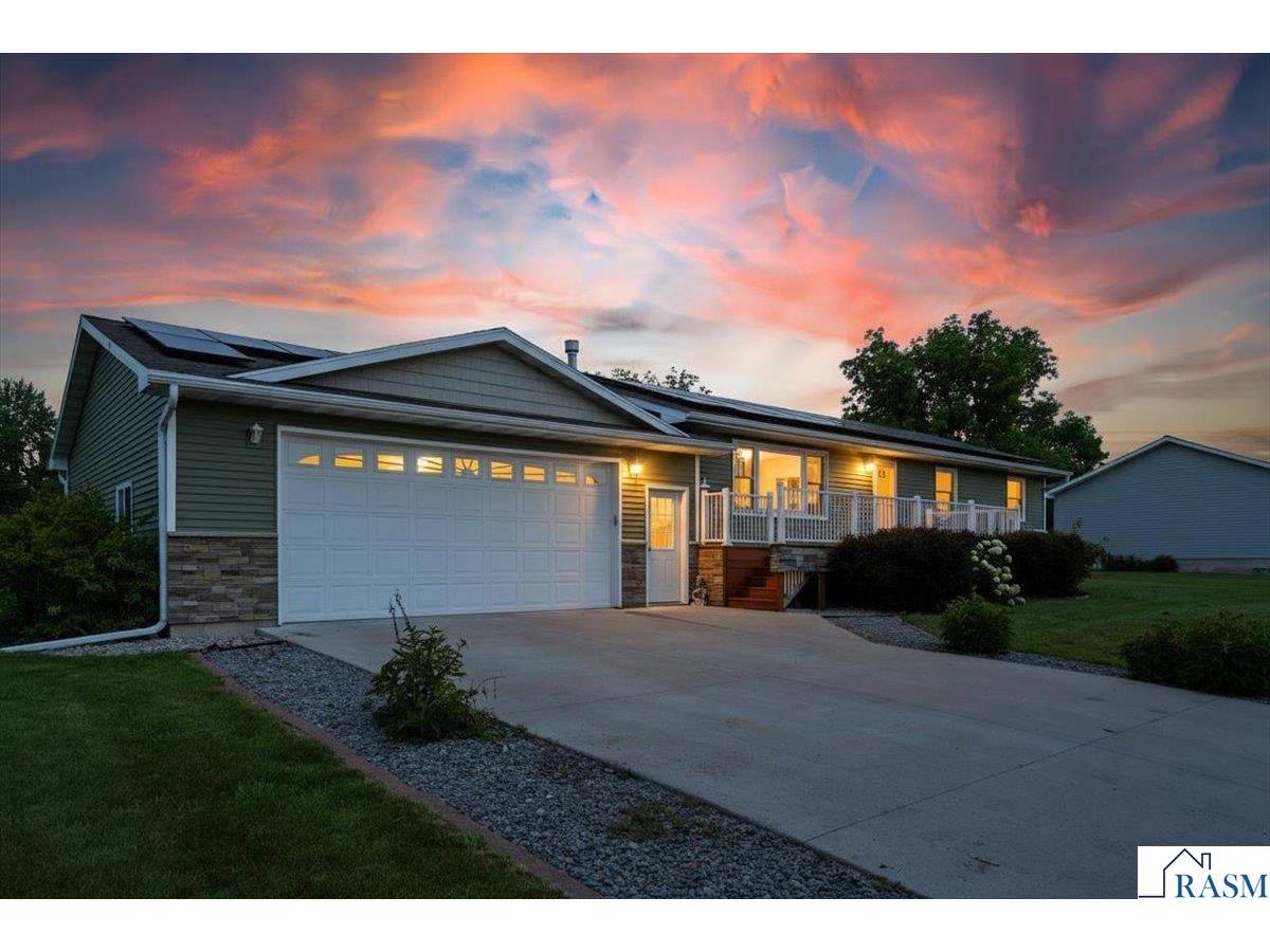 219 SE 5th Street Madelia MN 56062 267040944 image3