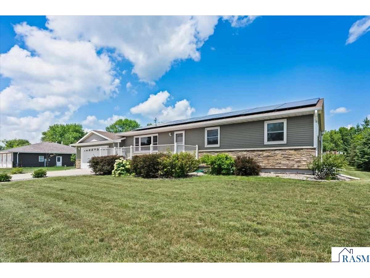 219 SE 5th Street Madelia MN 56062 267040944 image40