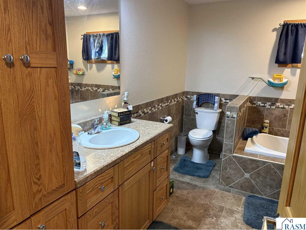 219 SE 5th Street Madelia MN 56062 7039269 image8