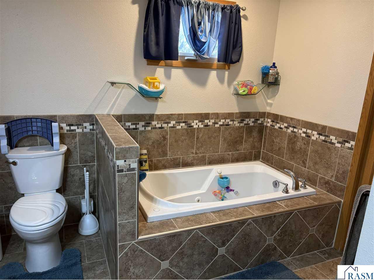 219 SE 5th Street Madelia MN 56062 7039269 image9