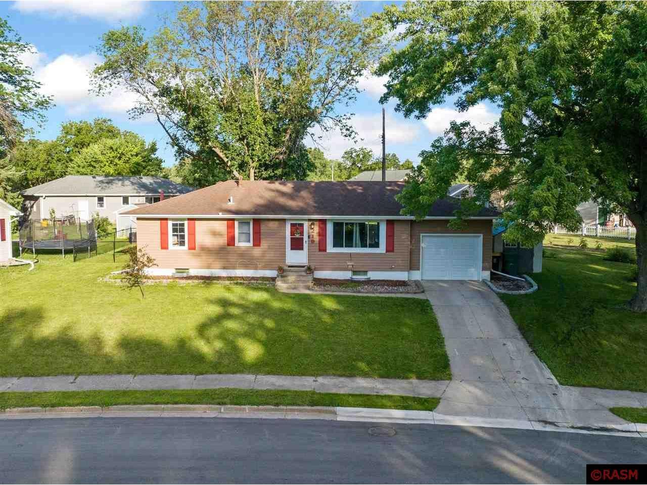 219 W Christina Street Fairmont MN 56031 7035305 image1