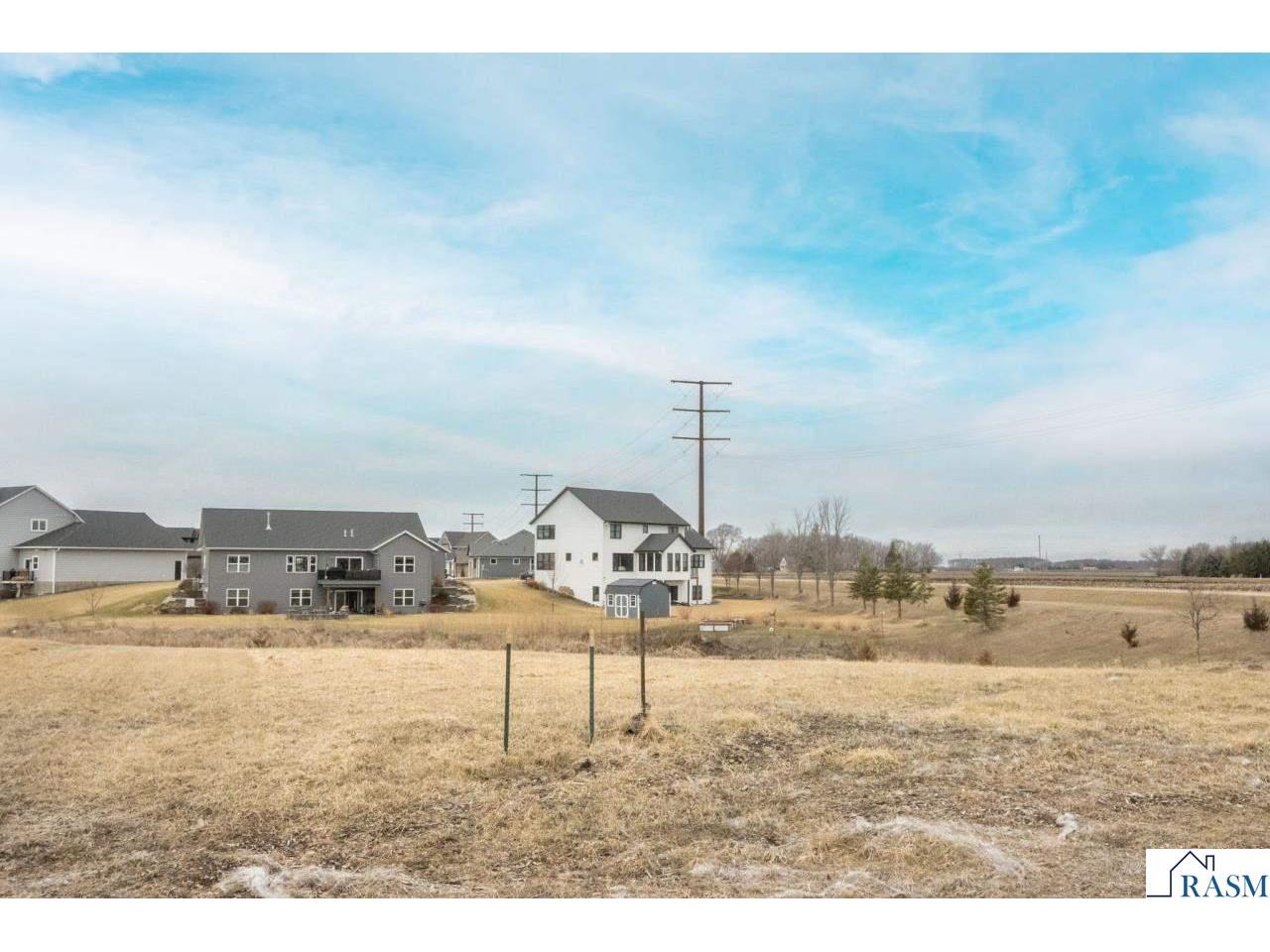 22 Sunset Court North Mankato MN 56003 7039600 image3