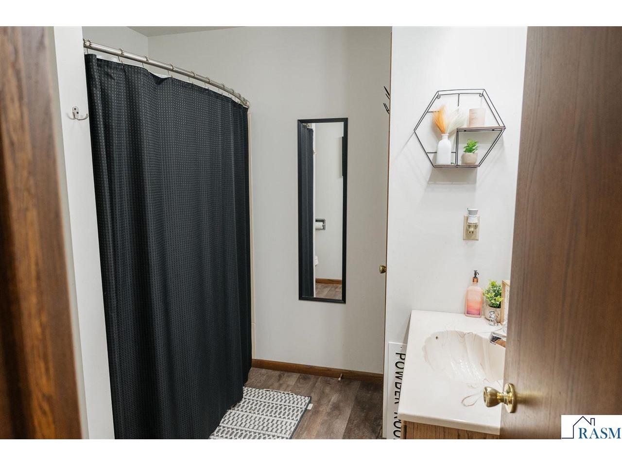 220 E Christina Street Fairmont MN 56031 7039037 image17