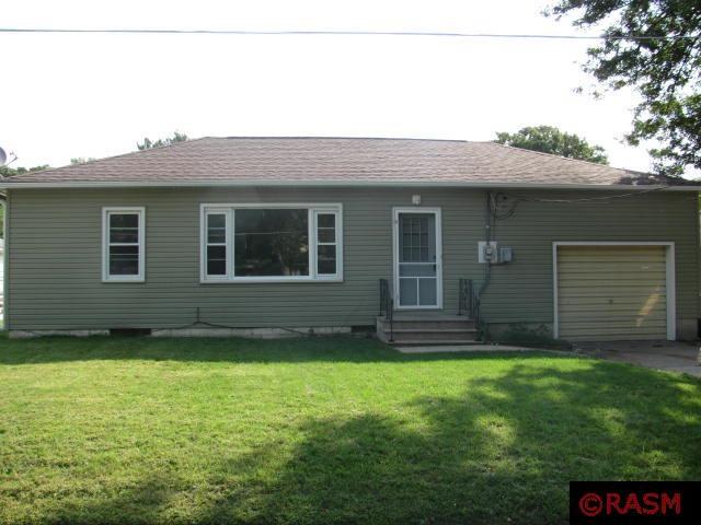 220 SE Adams Avenue Madelia MN 56062 7035897 image1