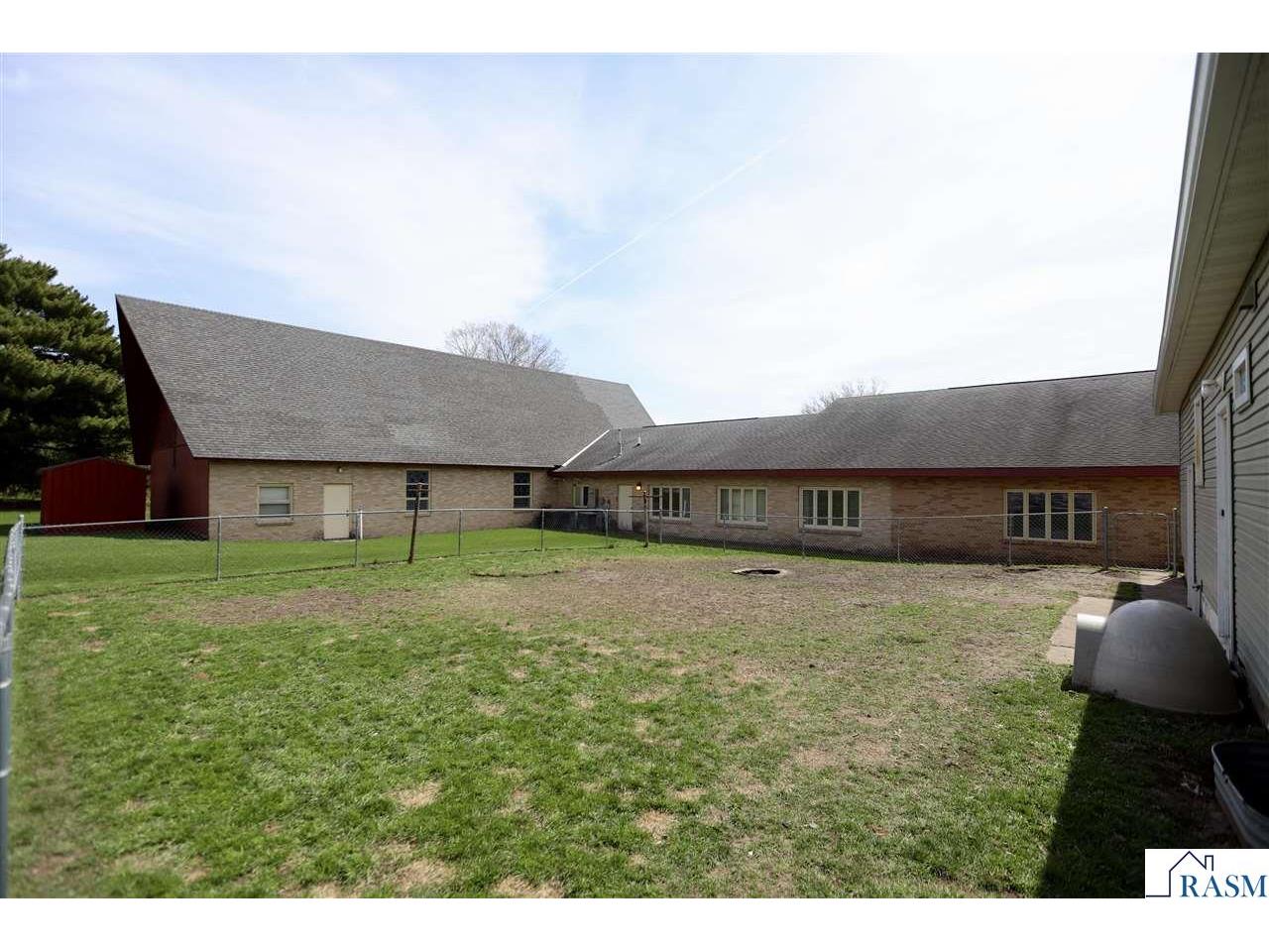 220 SE Adams Avenue Madelia MN 56062 7040016 image25