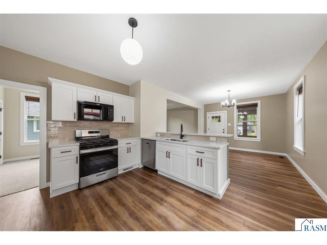 220 W 5th Street Mankato MN 56001 267040658 image14
