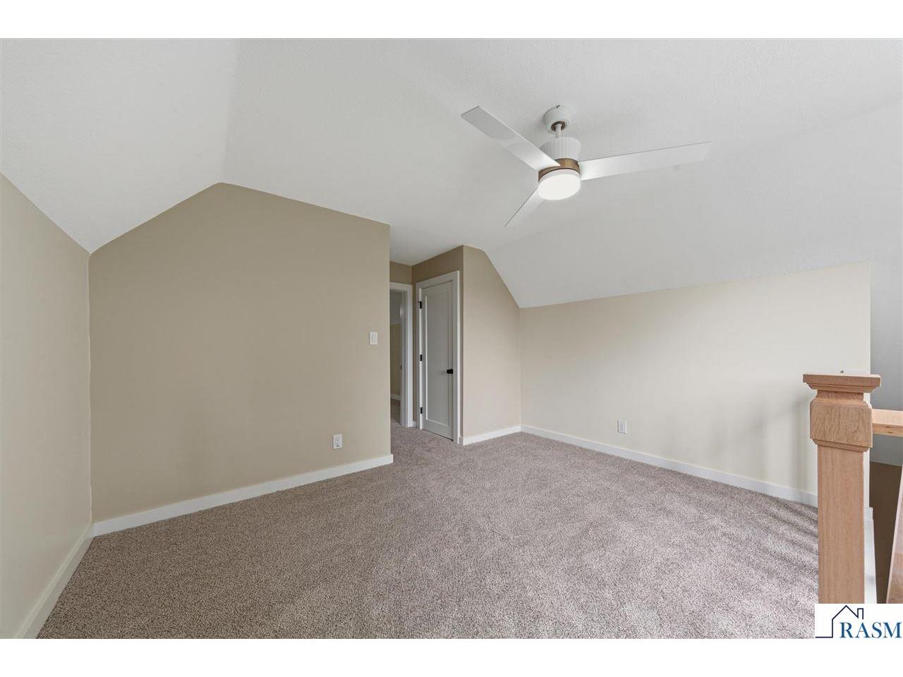220 W 5th Street Mankato MN 56001 267040658 image26