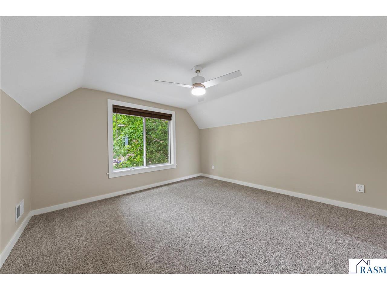 220 W 5th Street Mankato MN 56001 267040658 image31