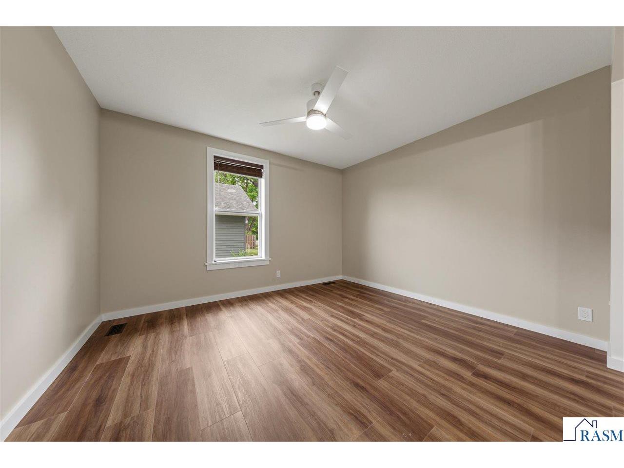 220 W 5th Street Mankato MN 56001 267040658 image8