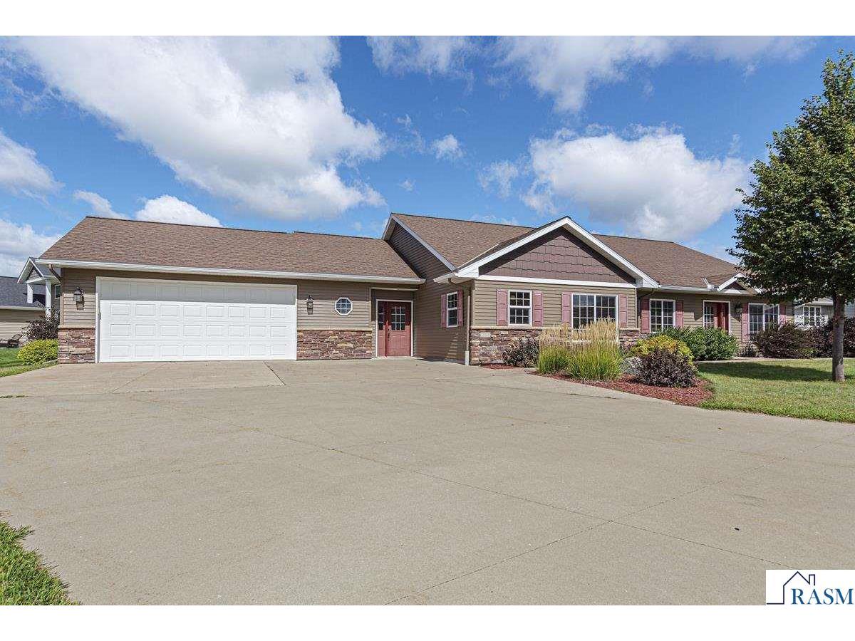 2203 Rolling Green Lane North Mankato MN 56003 7038427 image1